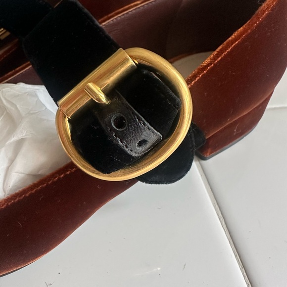 PRADA Two-Tone Velvet Point-Tie Flats NWT - Picture 9 of 12